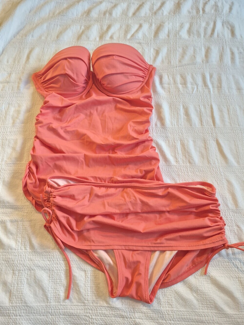 Victoria's Secret women's 2 piece strapless tankini 38D bottoms Large coral EUC